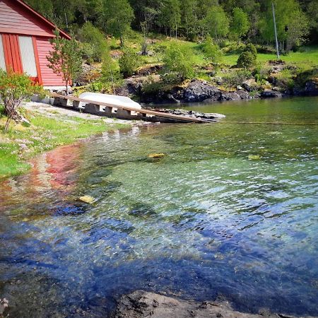 Holtarheim, Holidayhouse, Boat Included Eikefjord Екстер'єр фото